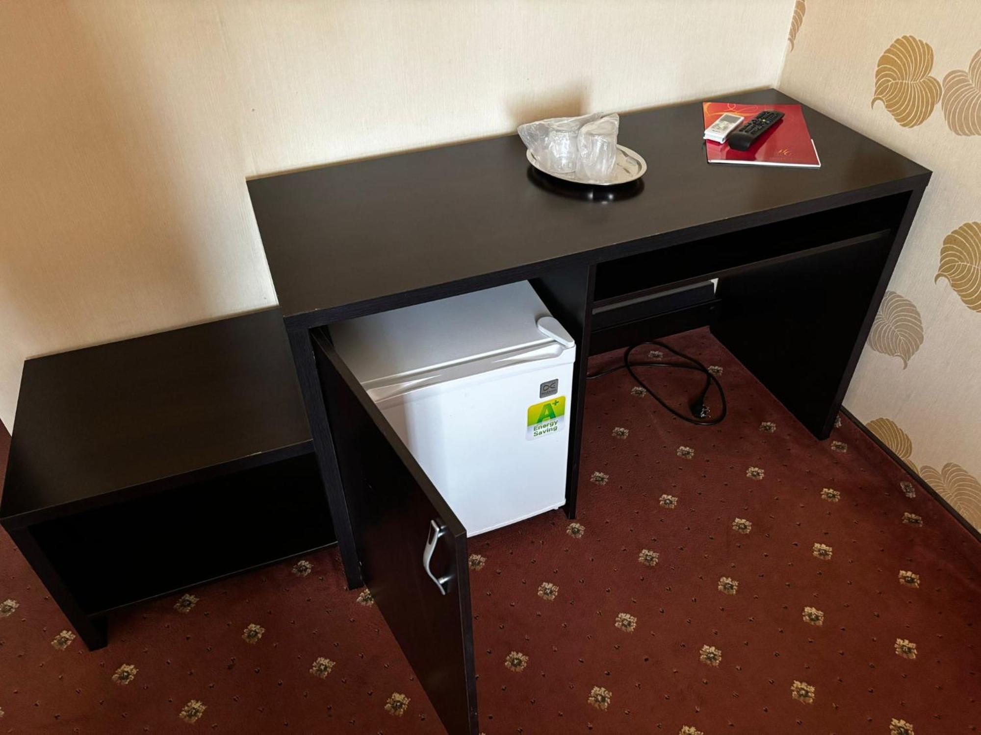 Hotel Calarasi Bagian luar foto