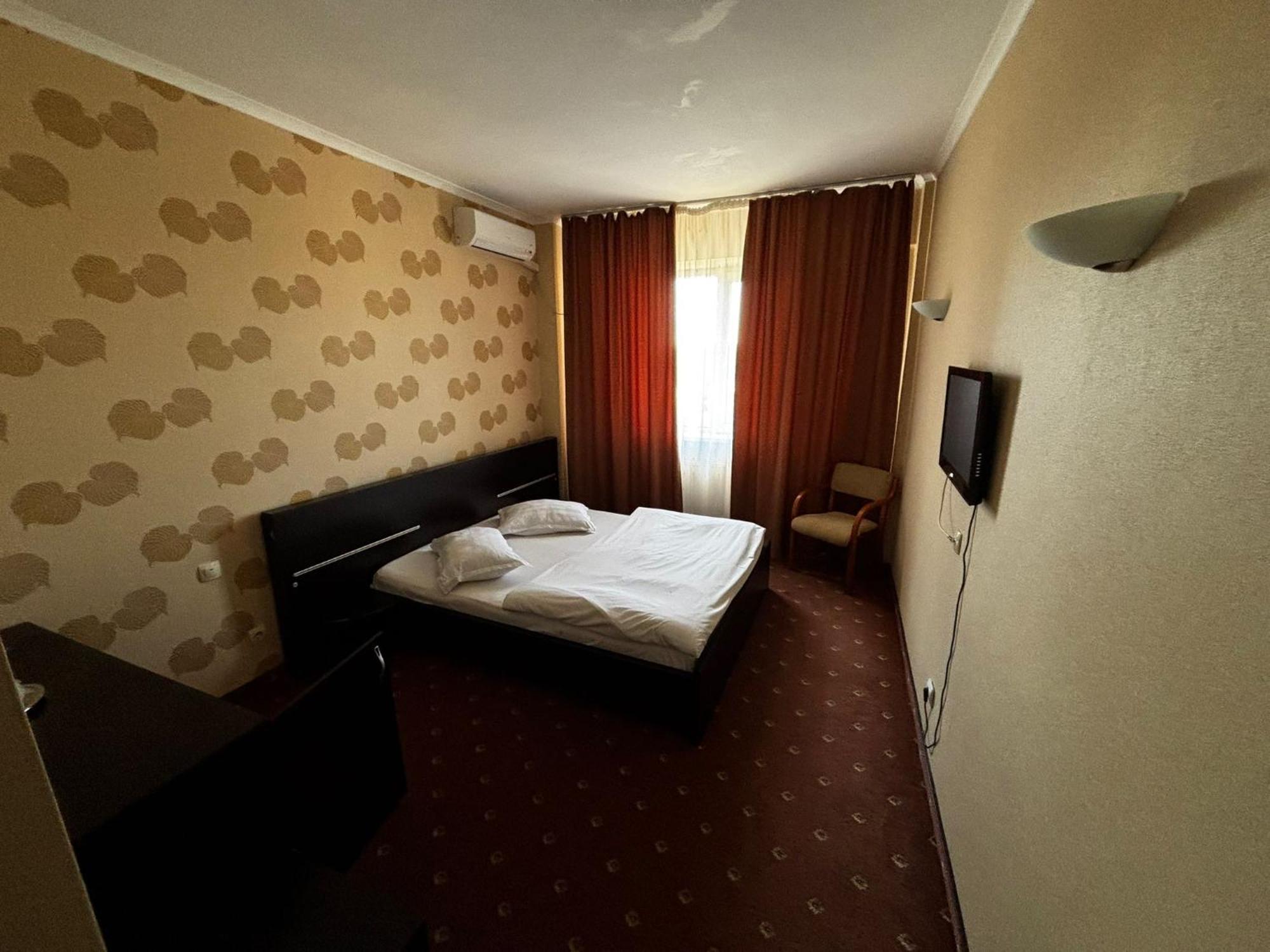 Hotel Calarasi Bagian luar foto
