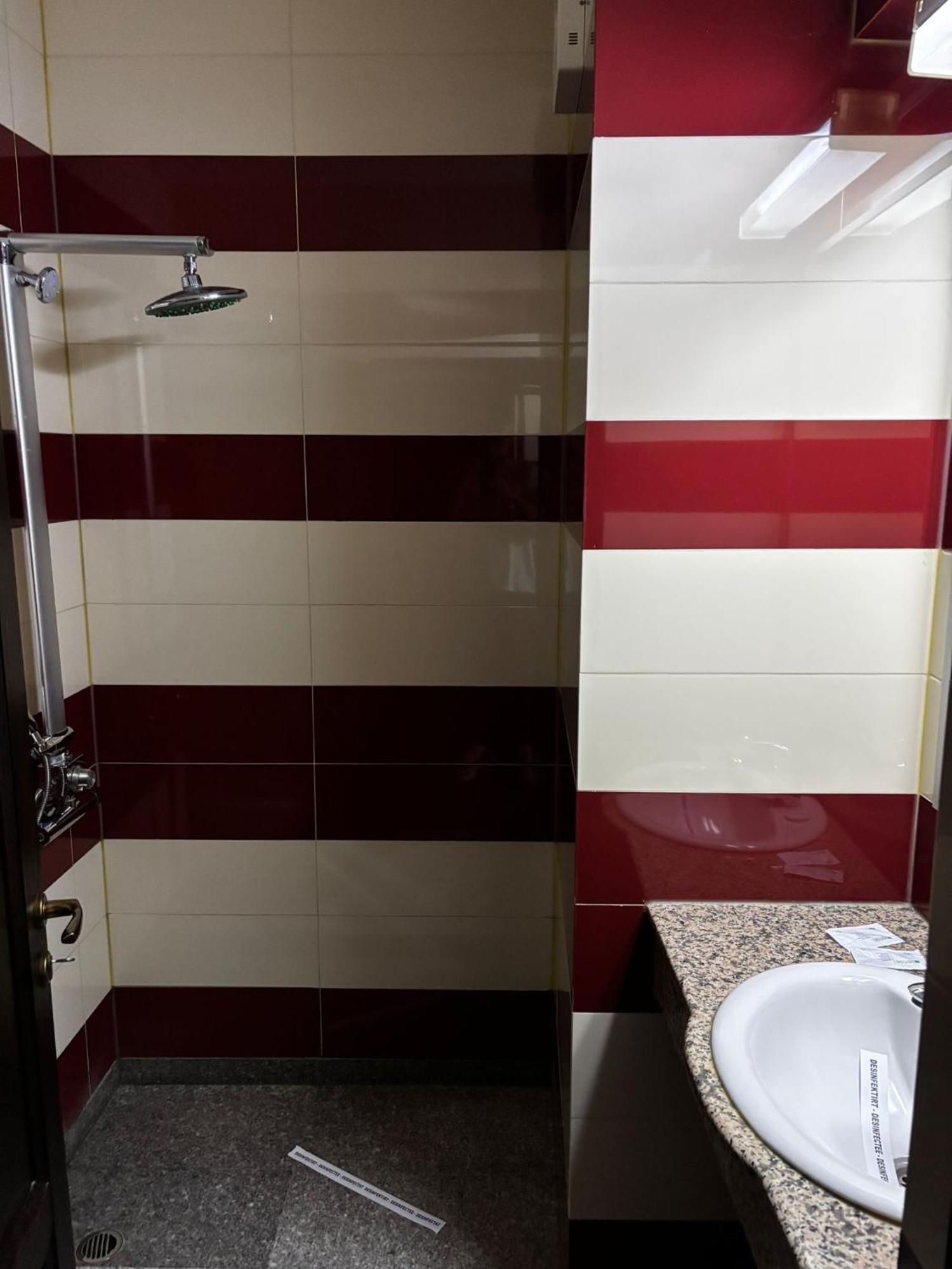Hotel Calarasi Bagian luar foto